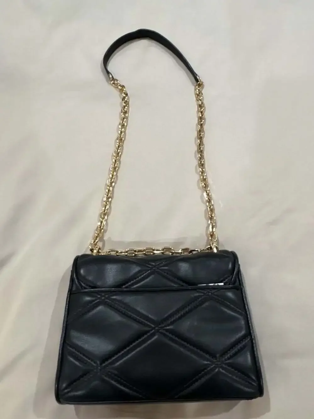 Michael Kors Serena Medium Quilted Chain Shoulder Bag